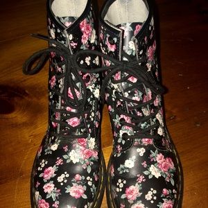 ✨Dr Martens in great condition✨